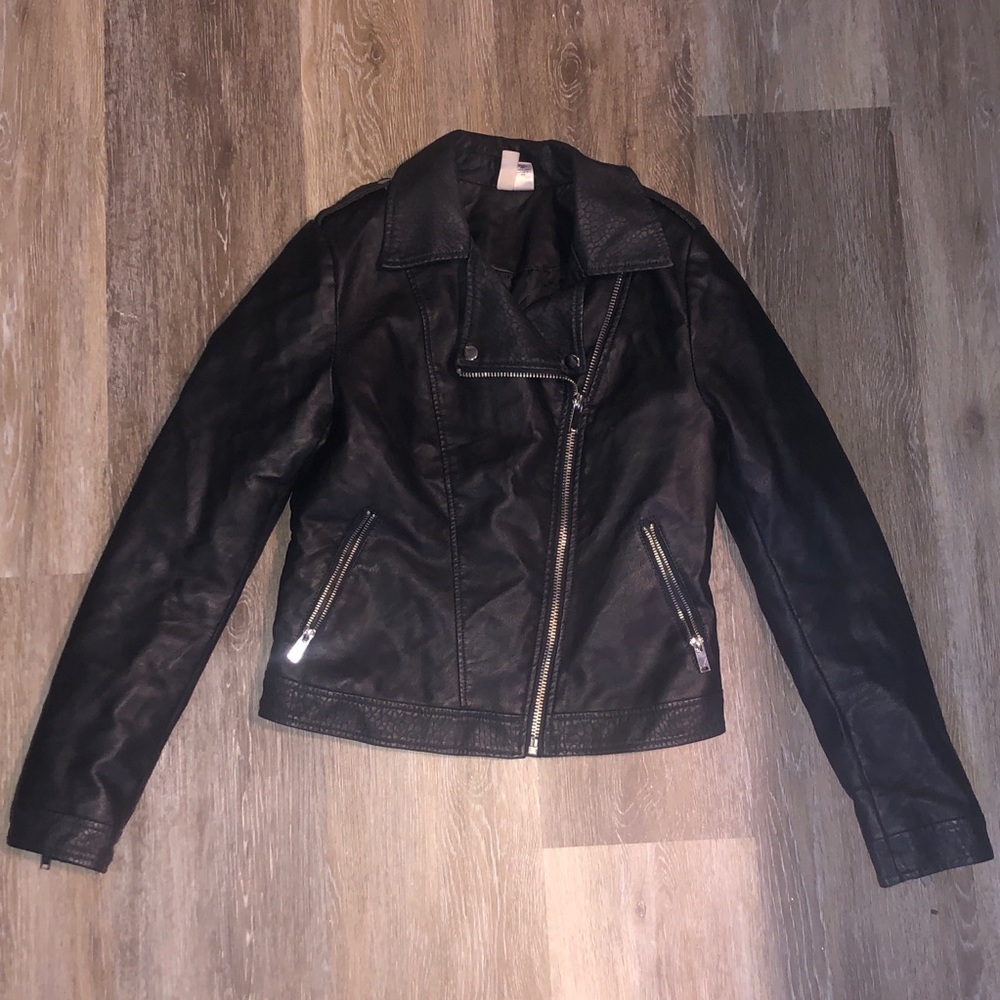 *Mint Condition* Graphite Leather Jacket!